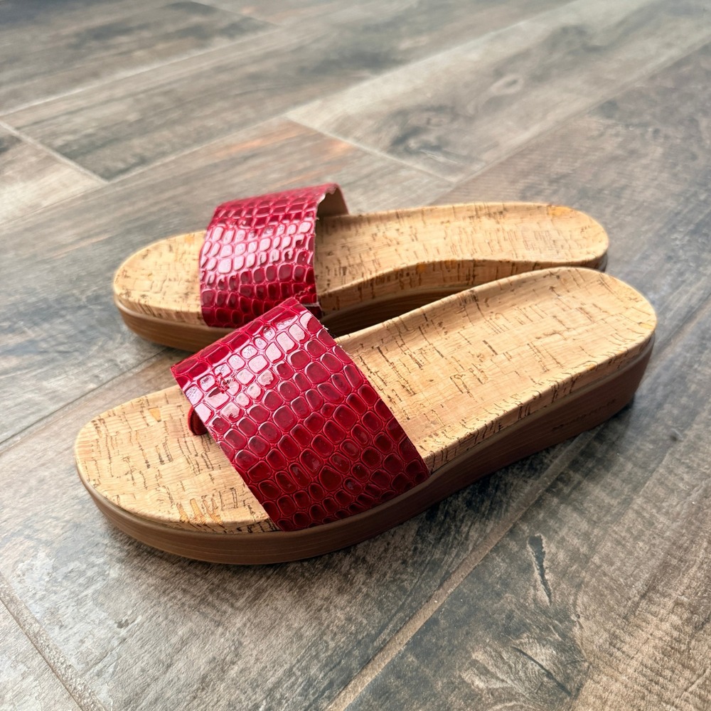 Donald Pliner Women's Fiji Embossed Croc Patent One Band Slide Sandal, Red, 10M